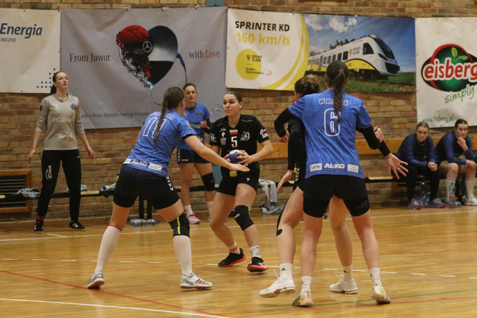 Ósma porażka w lidze szczypiornistek z Dziewiątki Legnica