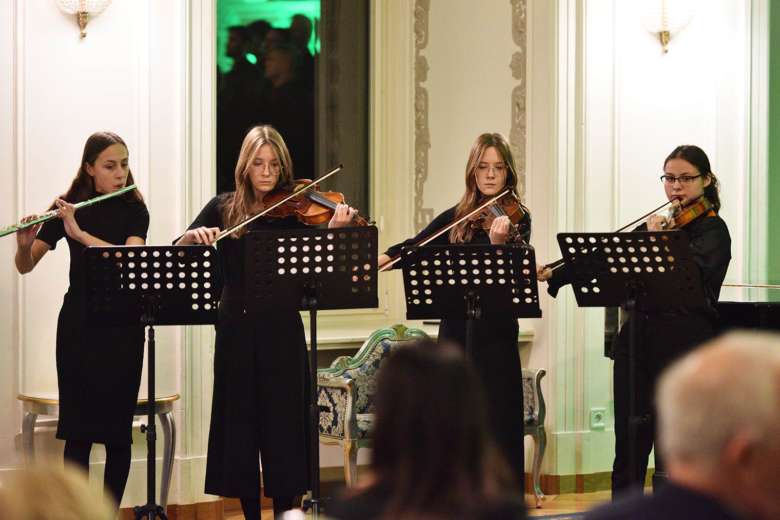 Koncert kolęd i pastorałek w wykonaniu chóru Madrygał