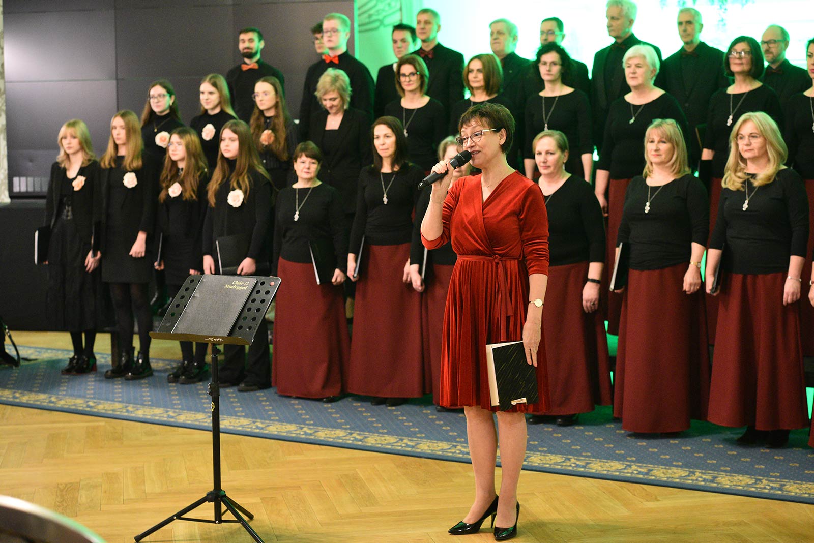 Koncert kolęd i pastorałek w wykonaniu chóru Madrygał