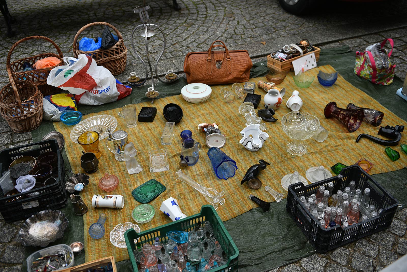 Mimo niesprzyjającej aury nie zabrakło poszukiwaczy unikatów
