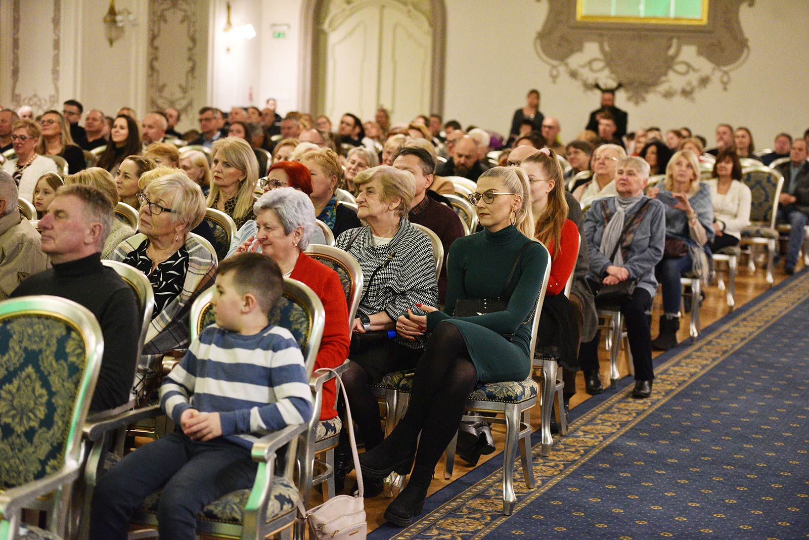 Koncert kolęd i pastorałek w wykonaniu chóru Madrygał