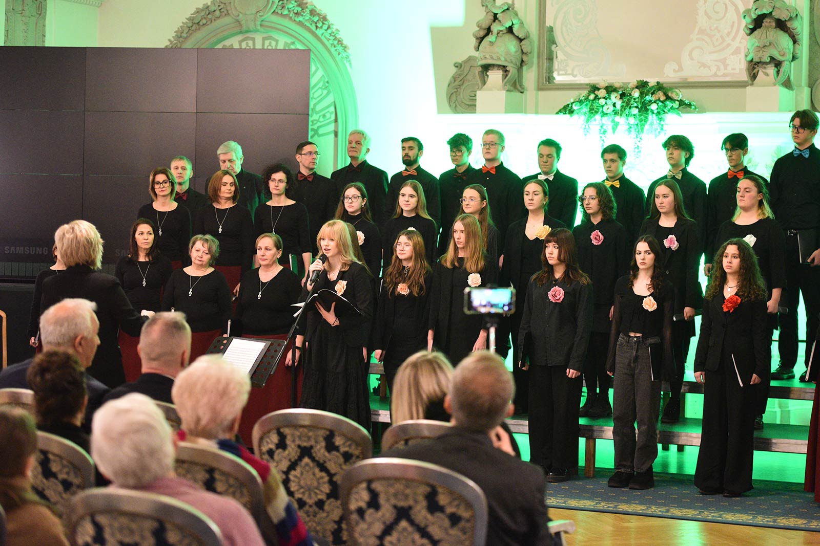 Koncert kolęd i pastorałek w wykonaniu chóru Madrygał