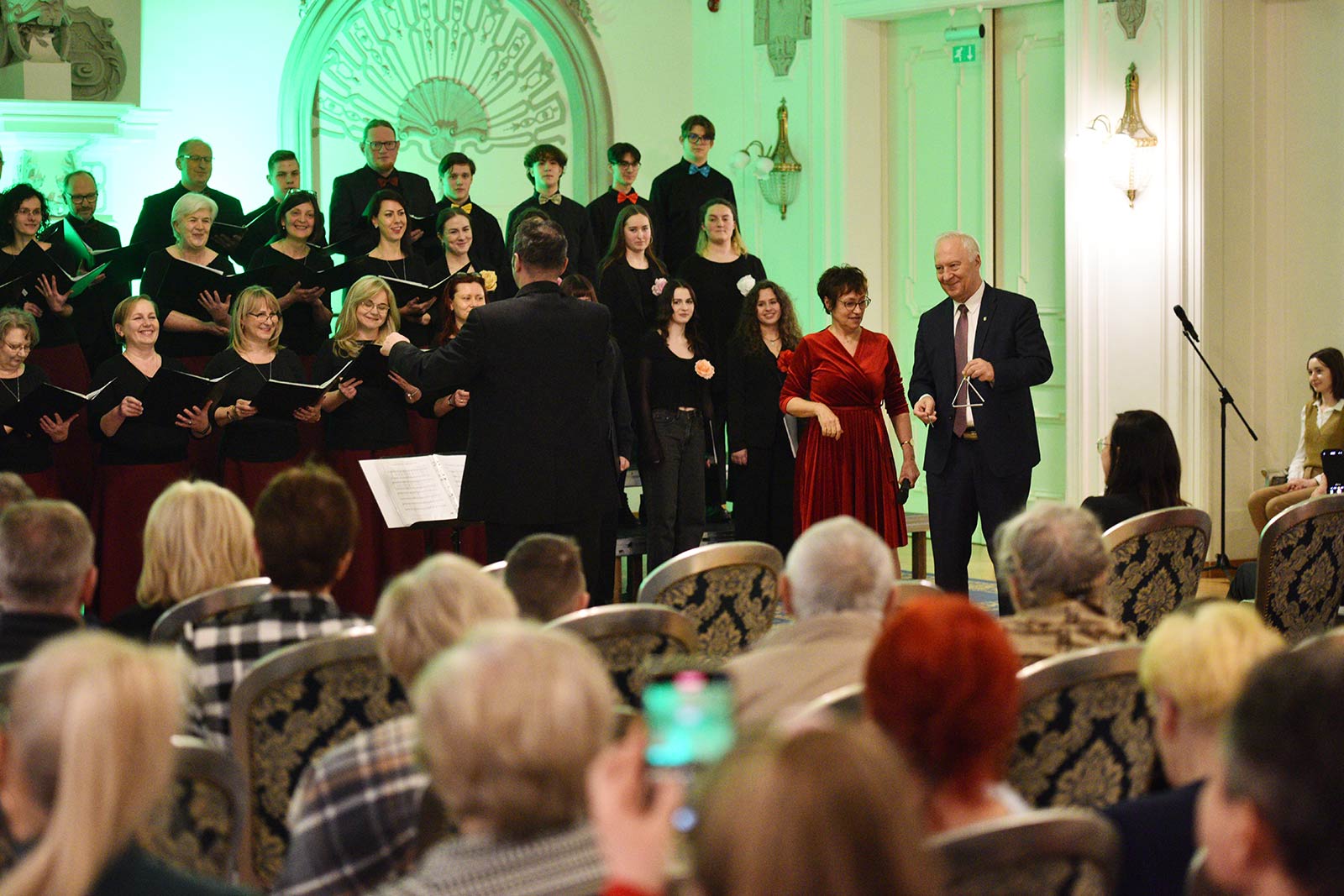 Koncert kolęd i pastorałek w wykonaniu chóru Madrygał
