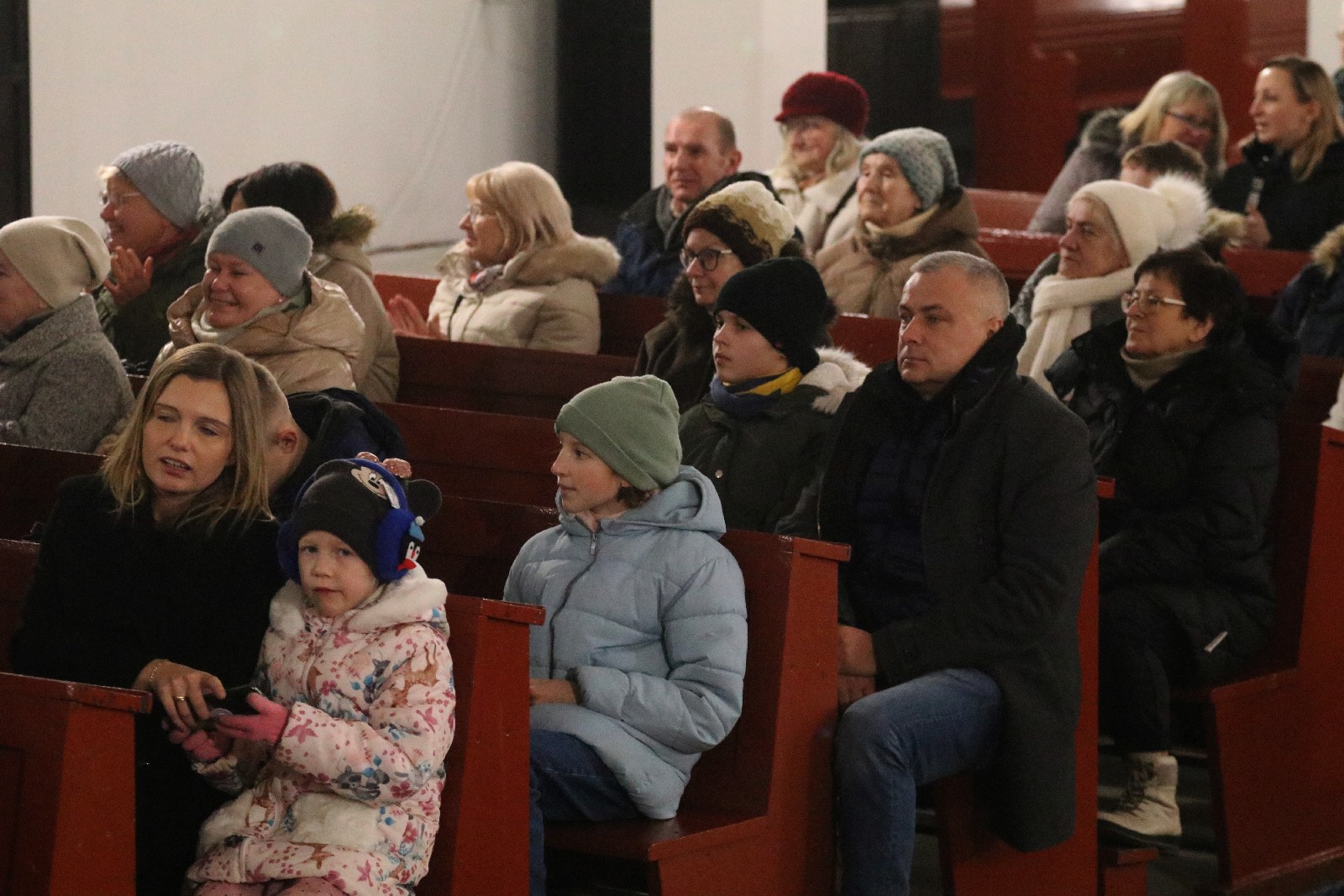 Jasełka w wykonaniu dzieci z parafii Podwyższenia Krzyża