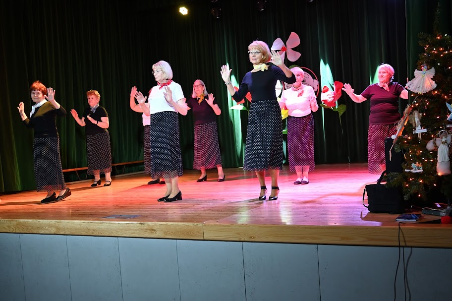 W Domu Kultury Atrium świętowano Dzień Babci i Dziadka