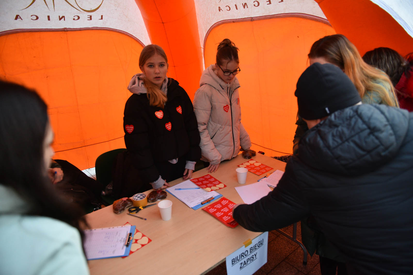 Pobiegli dla WOŚP w „Biegu z Serduszkiem” na Placu Słowiańskim