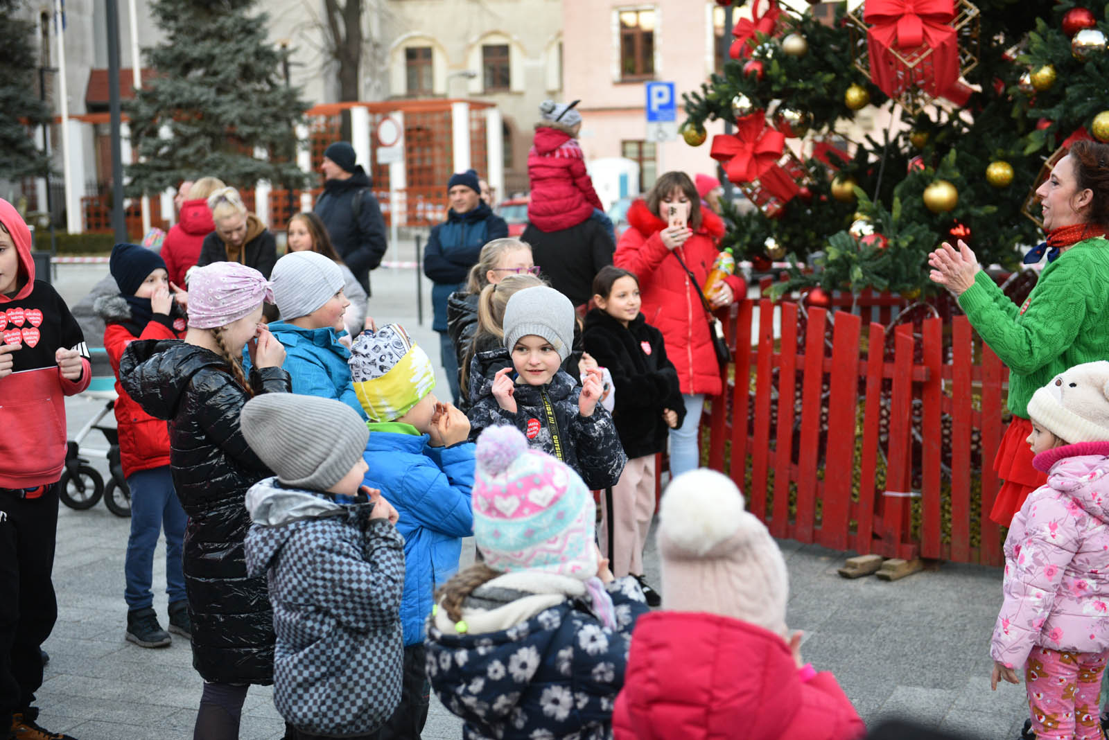 Pobiegli dla WOŚP w „Biegu z Serduszkiem” na Placu Słowiańskim