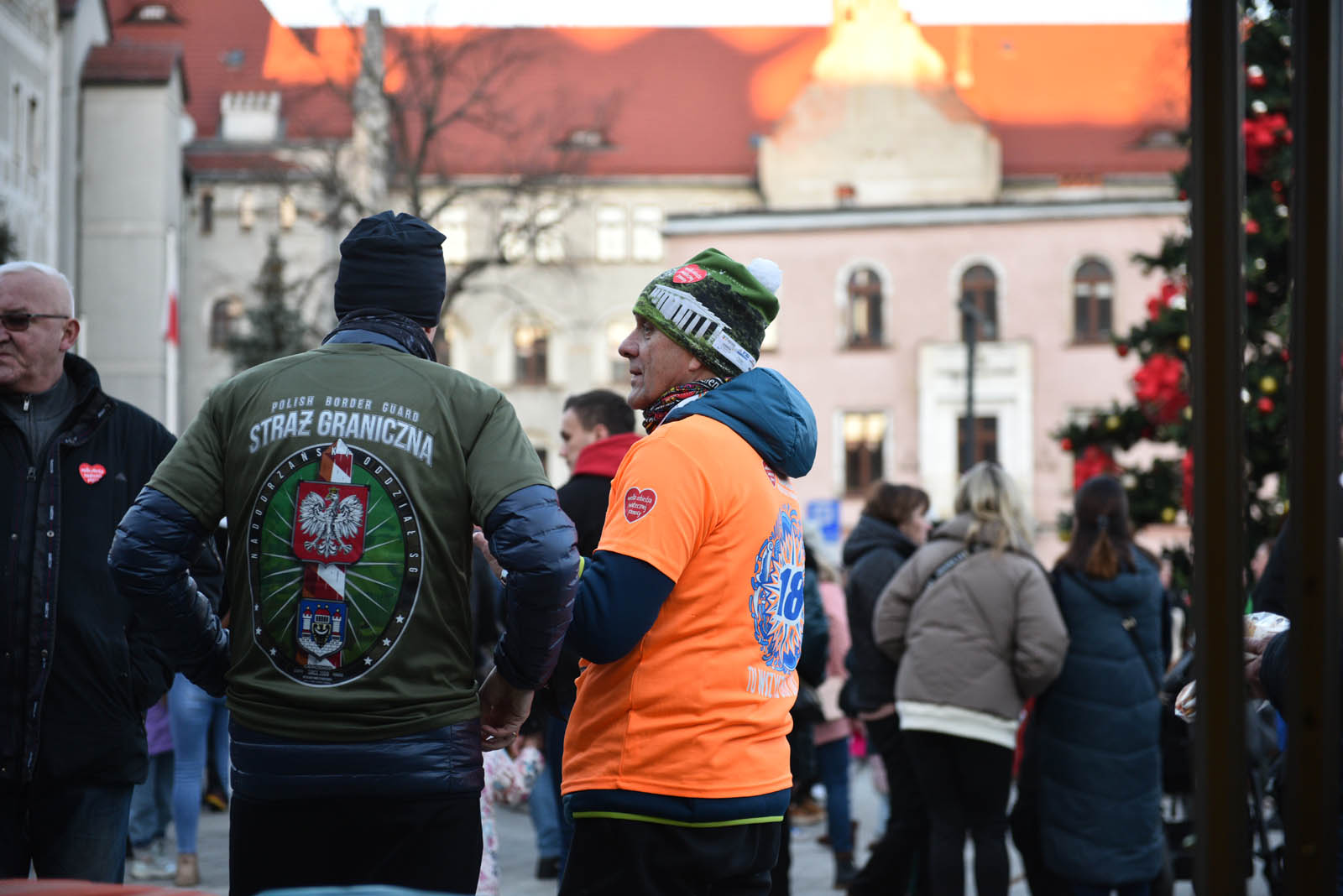 Pobiegli dla WOŚP w „Biegu z Serduszkiem” na Placu Słowiańskim