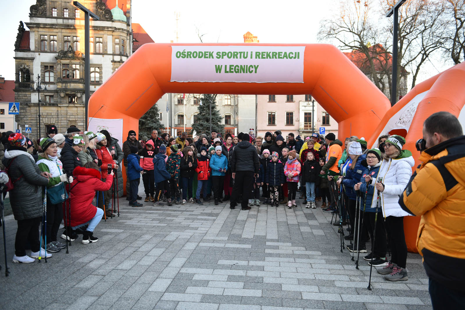 Pobiegli dla WOŚP w „Biegu z Serduszkiem” na Placu Słowiańskim