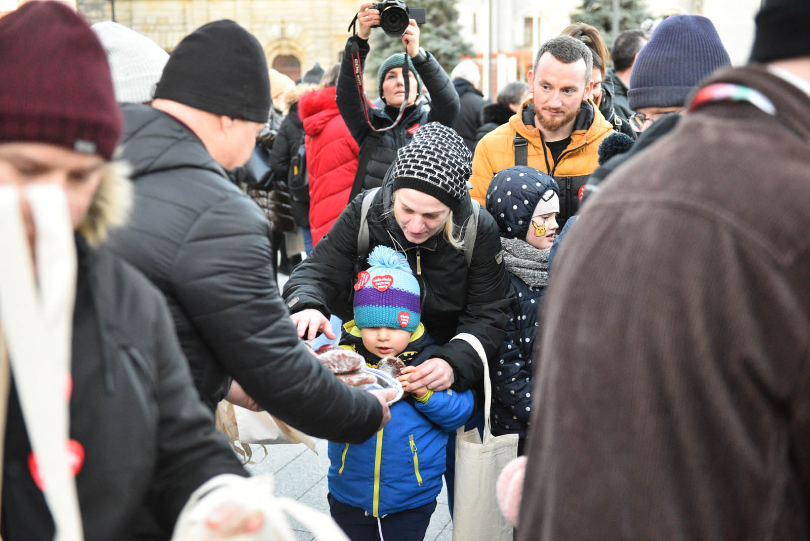 Pobiegli dla WOŚP w „Biegu z Serduszkiem” na Placu Słowiańskim