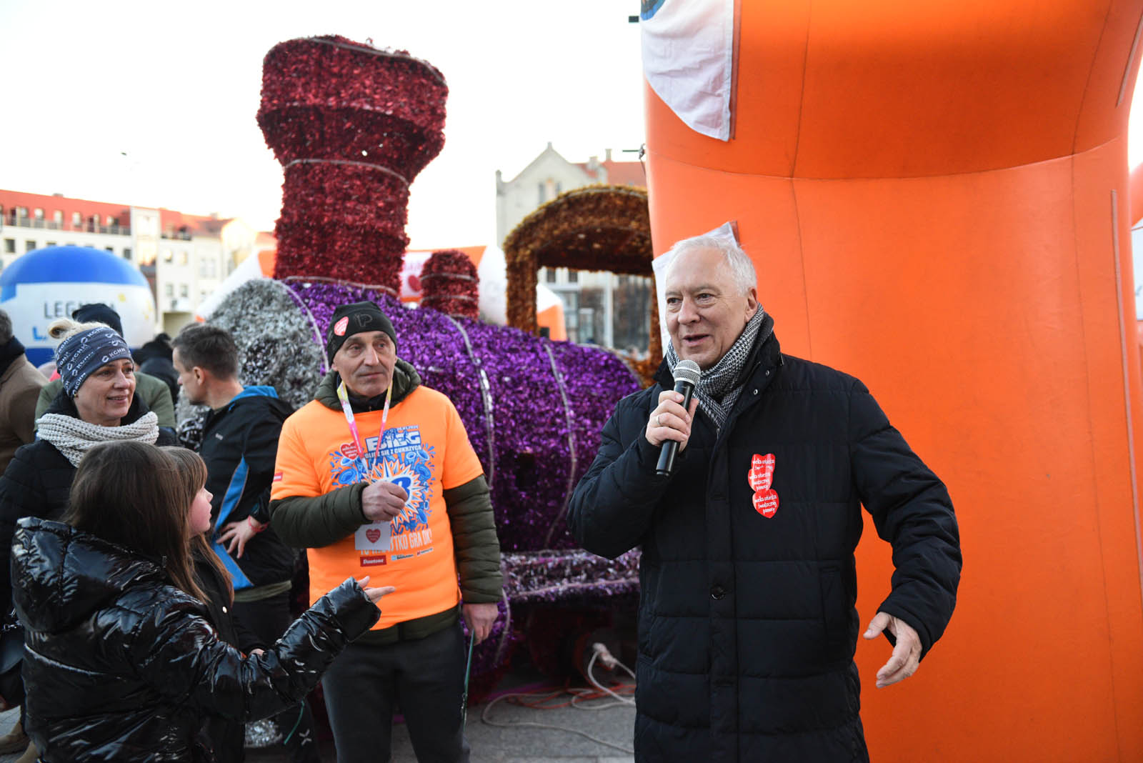 Pobiegli dla WOŚP w „Biegu z Serduszkiem” na Placu Słowiańskim