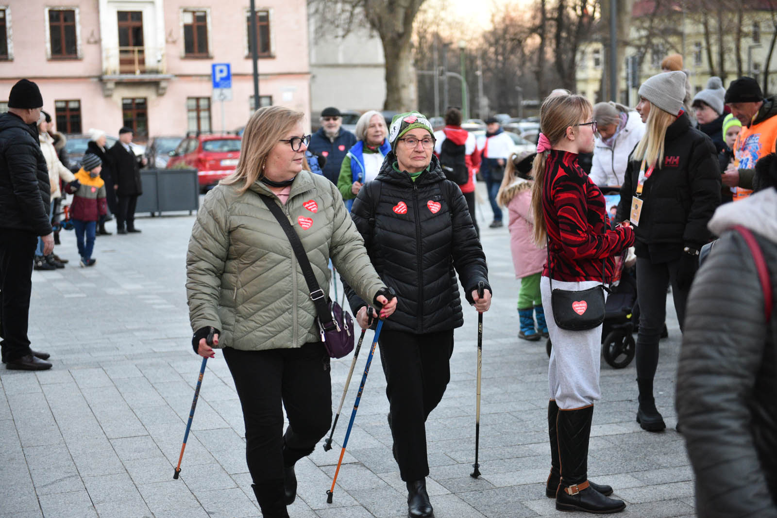 Pobiegli dla WOŚP w „Biegu z Serduszkiem” na Placu Słowiańskim