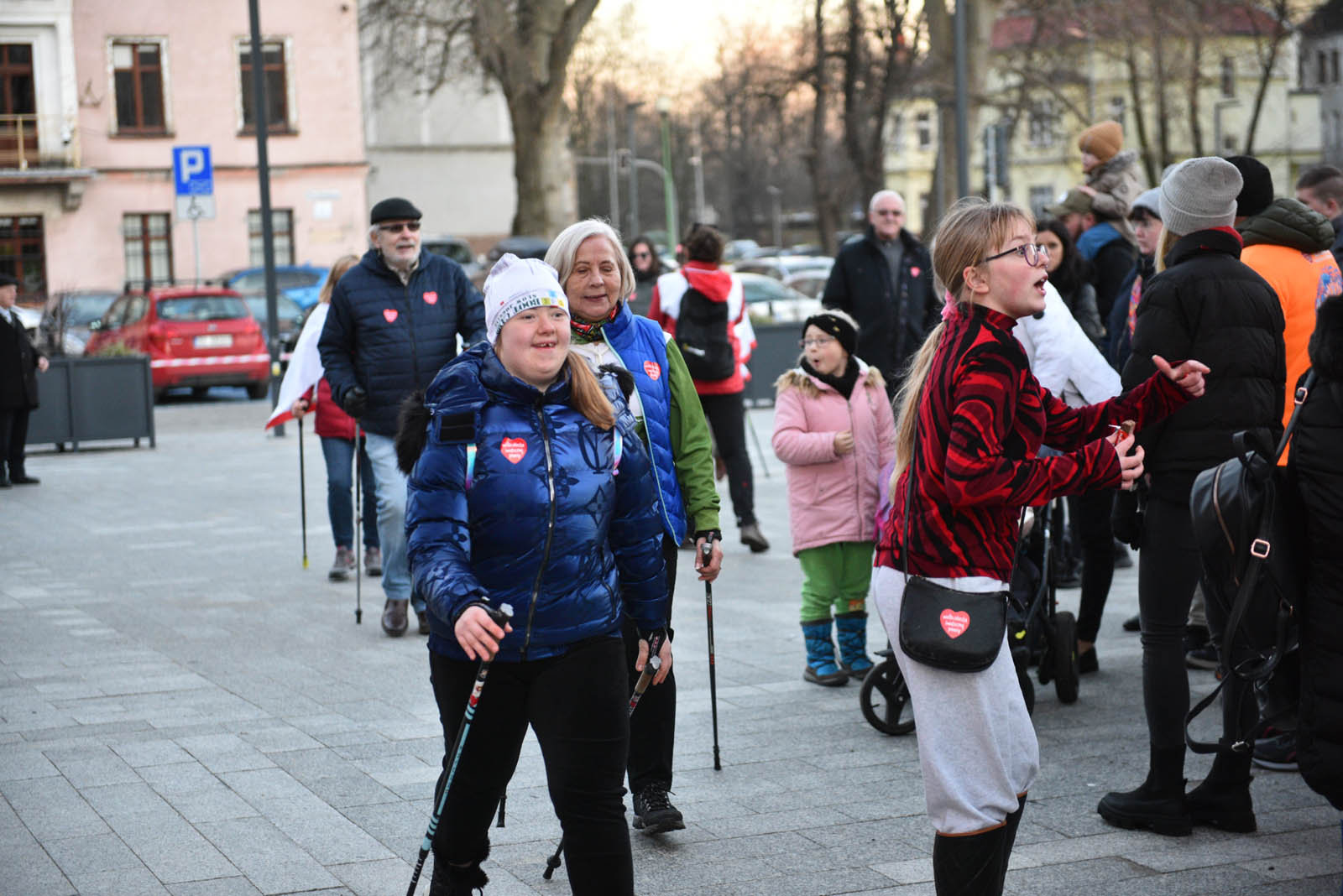 Pobiegli dla WOŚP w „Biegu z Serduszkiem” na Placu Słowiańskim