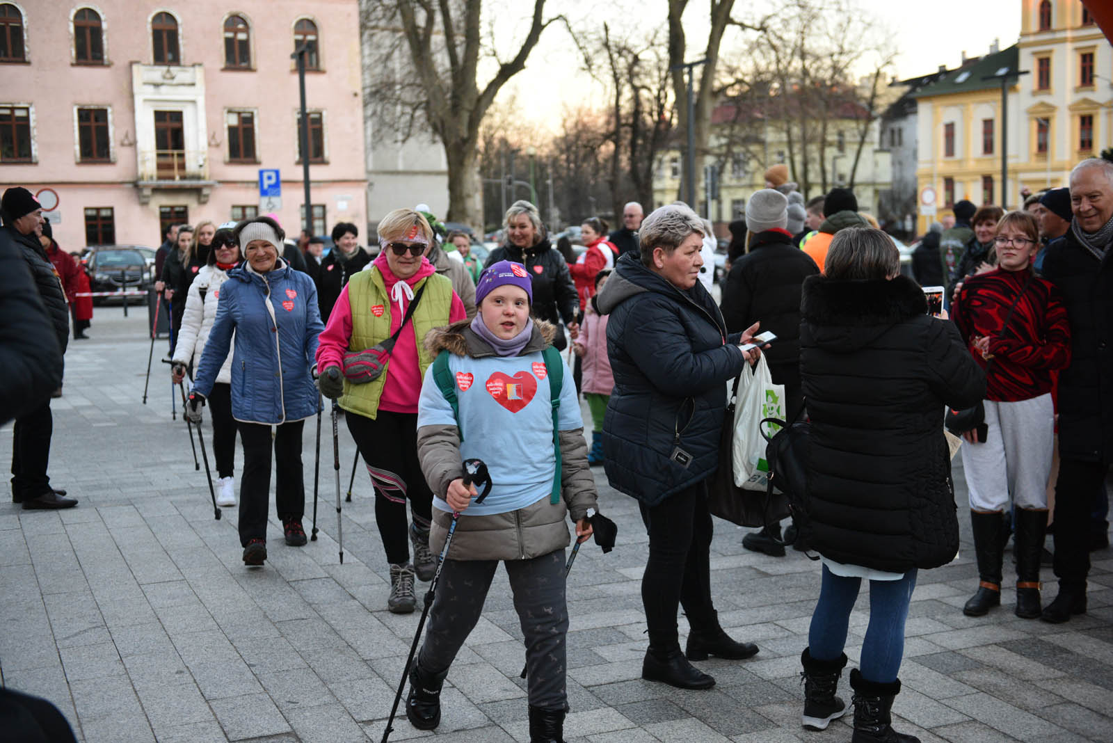 Pobiegli dla WOŚP w „Biegu z Serduszkiem” na Placu Słowiańskim