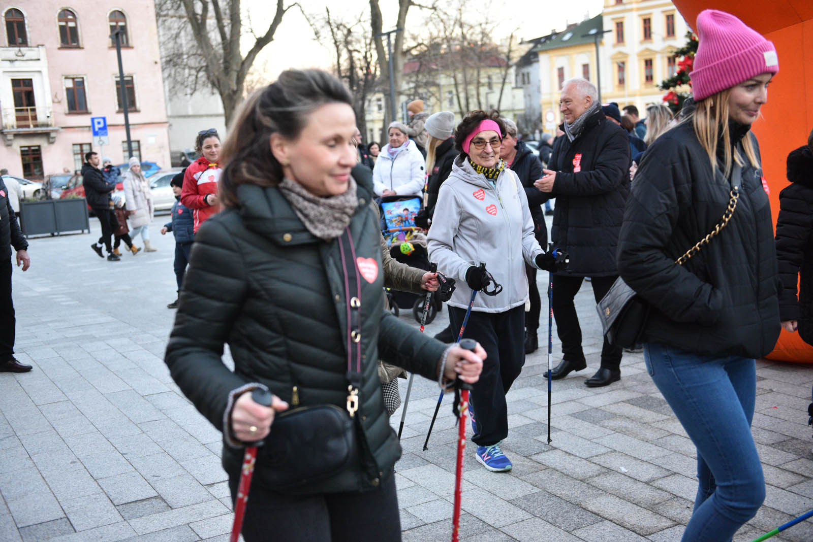 Pobiegli dla WOŚP w „Biegu z Serduszkiem” na Placu Słowiańskim
