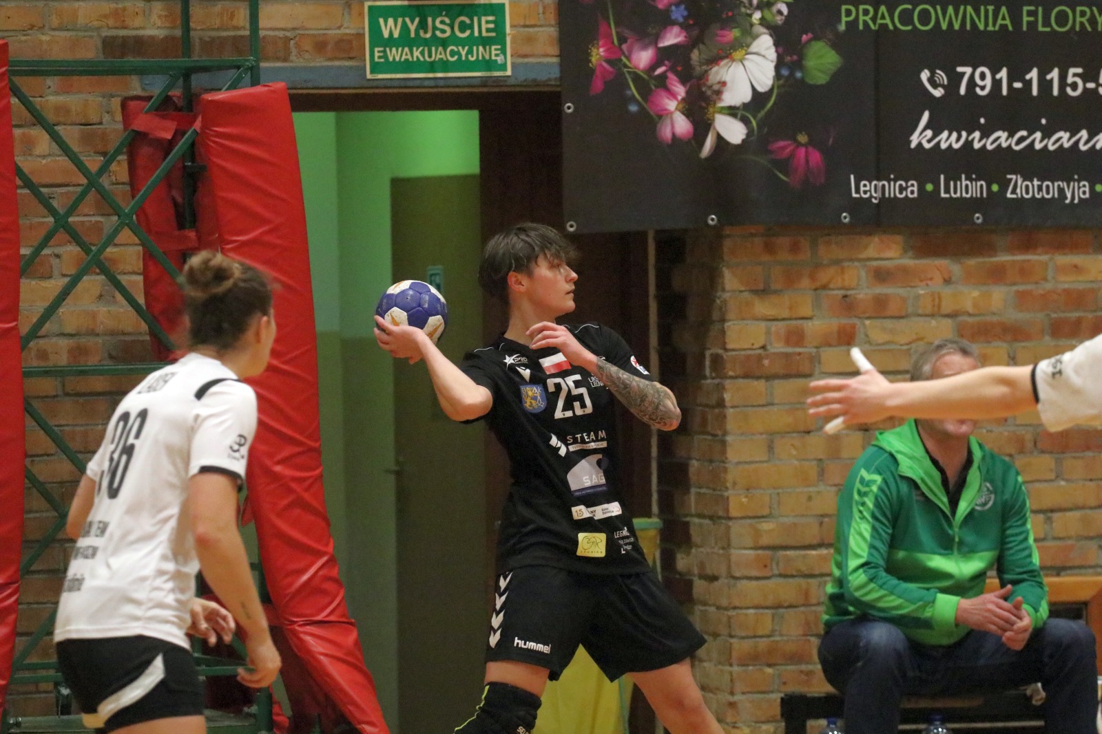 Cenne zwycięstwo Dziewiątki Legnica i awans w tabeli