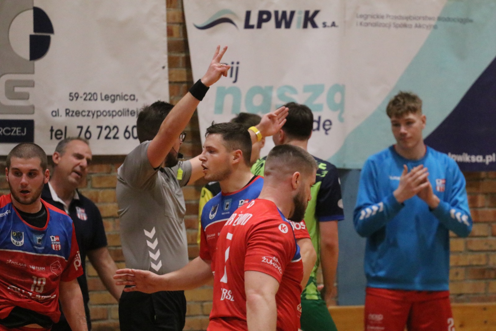 Po wyrównanym meczu Siódemka przegrywa z dryżyną z Żukowa