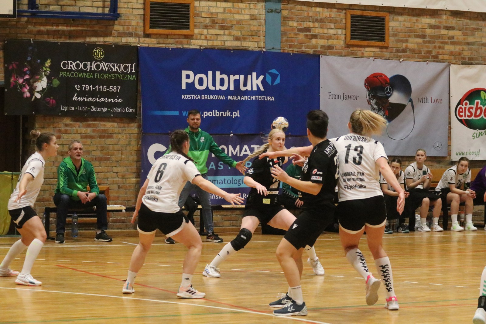 Cenne zwycięstwo Dziewiątki Legnica i awans w tabeli