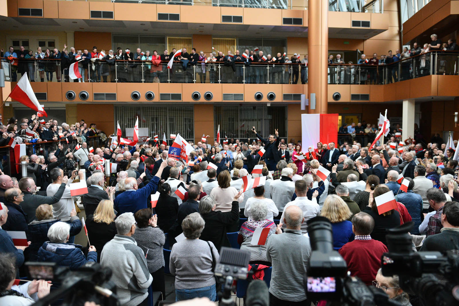 „Wolni Polacy” spotkali się z Mateuszem Morawieckim