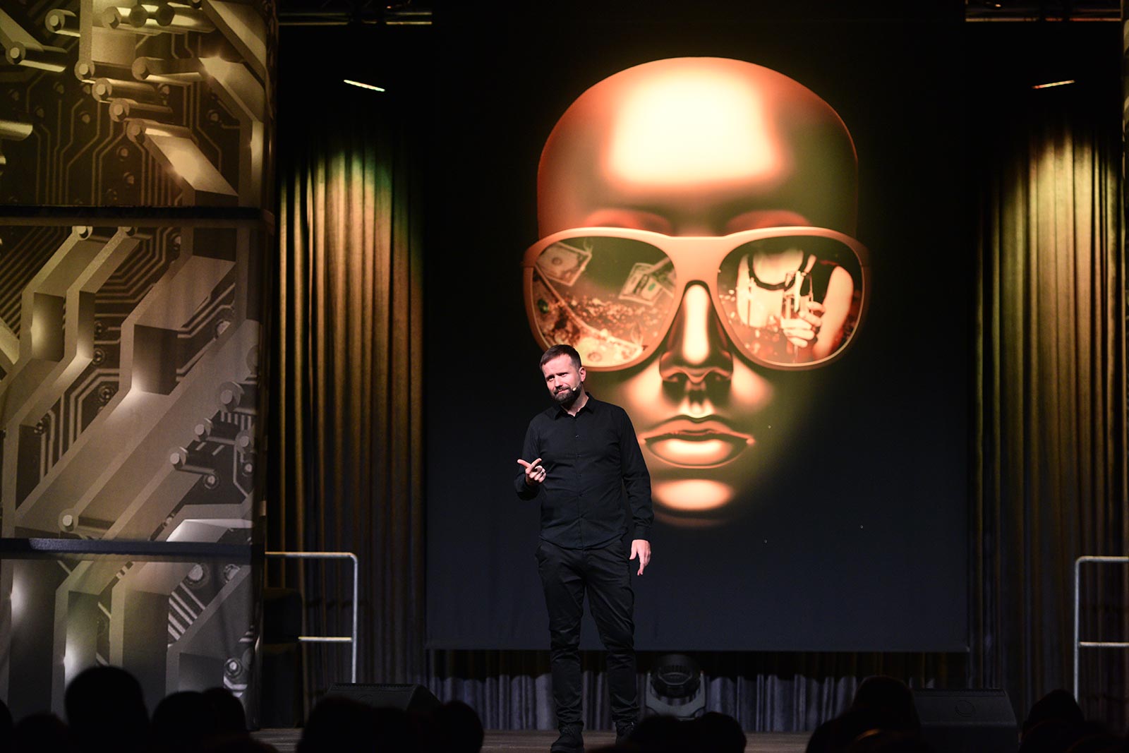 „Dwudziestka”, czyli Kabaret Skeczów wcale nie Męczących
