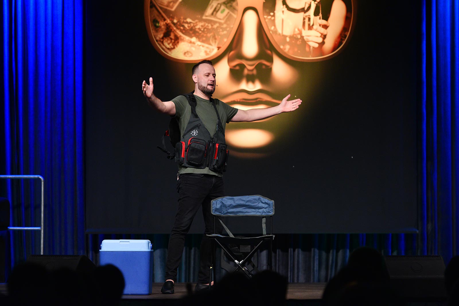 „Dwudziestka”, czyli Kabaret Skeczów wcale nie Męczących
