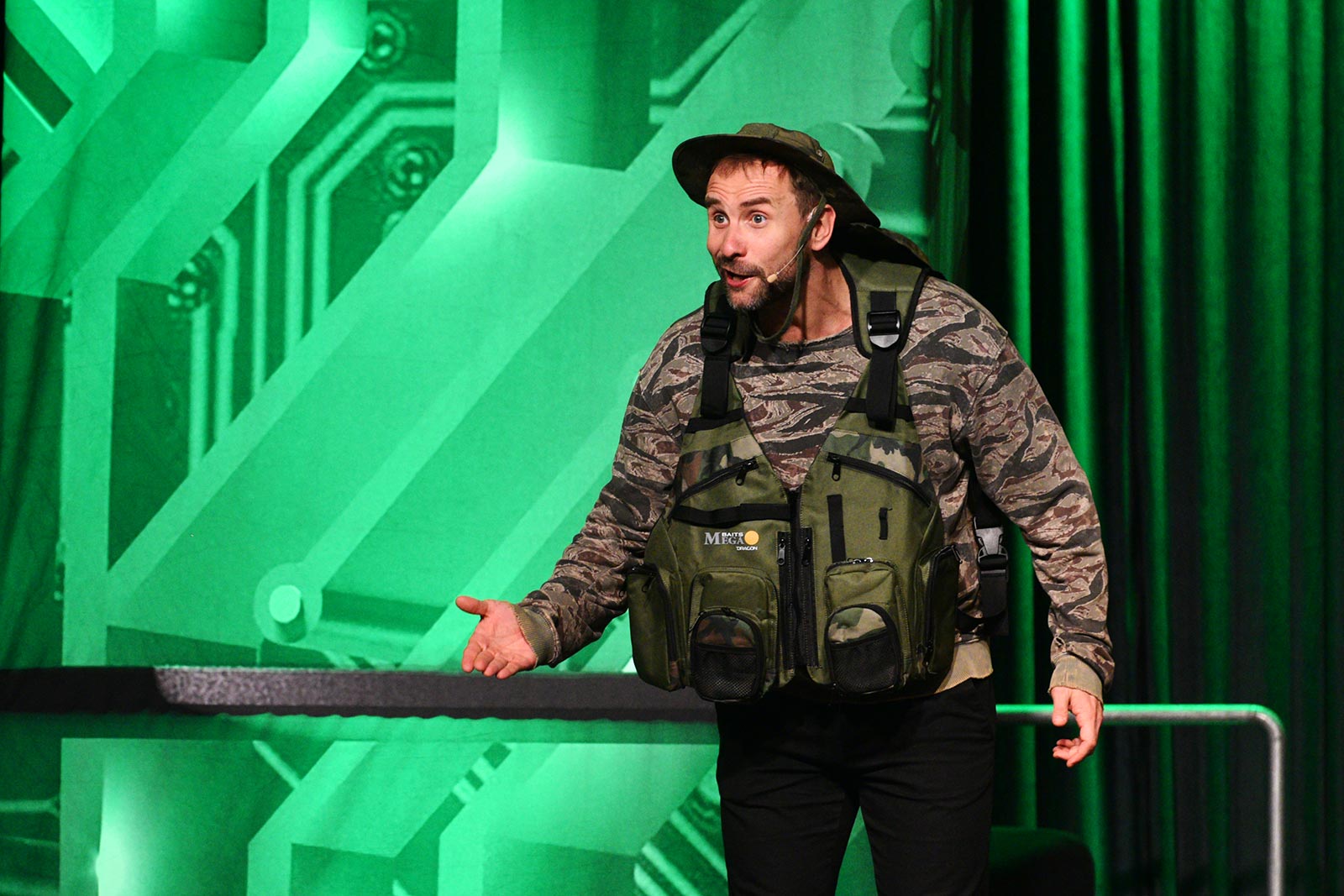„Dwudziestka”, czyli Kabaret Skeczów wcale nie Męczących