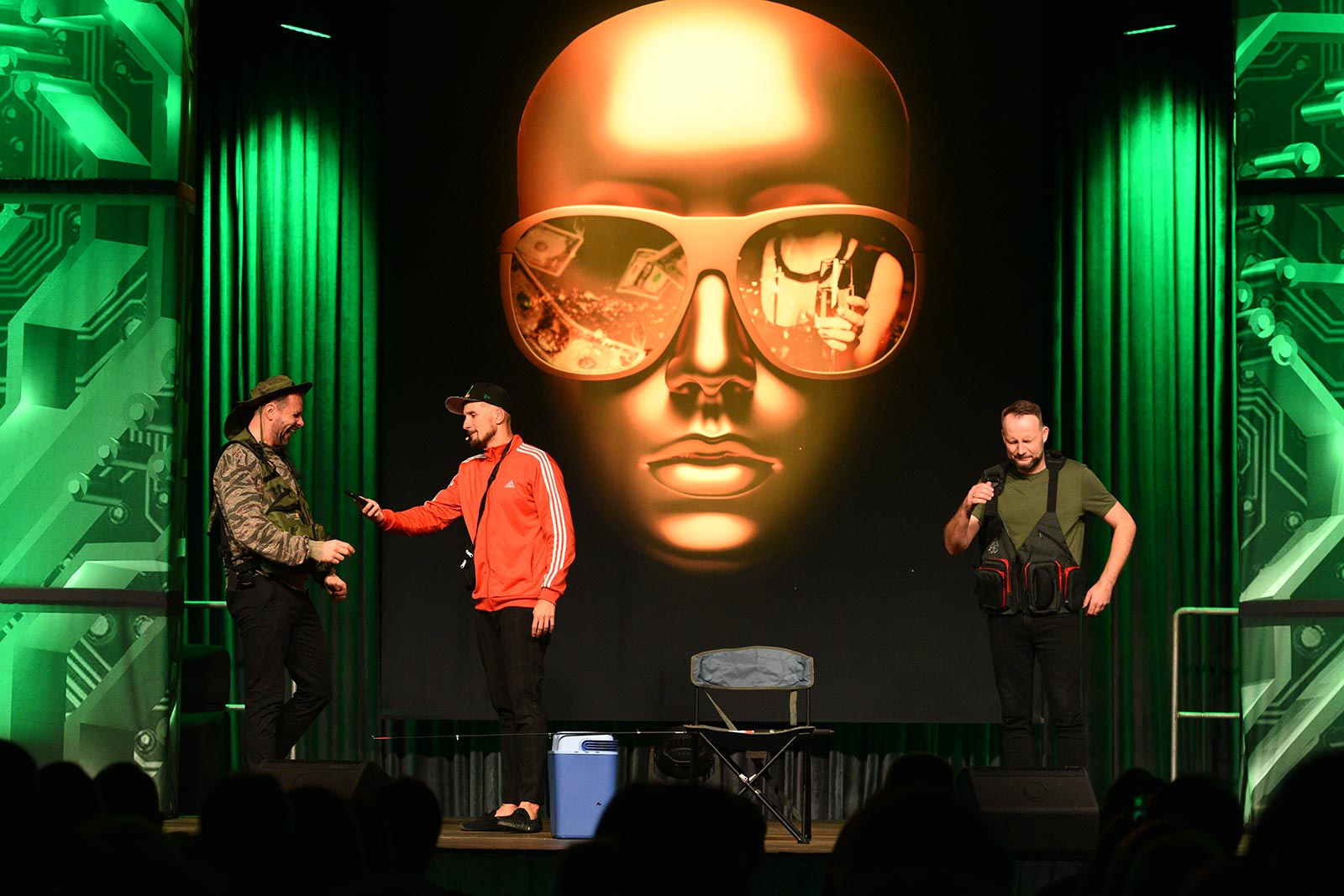 „Dwudziestka”, czyli Kabaret Skeczów wcale nie Męczących