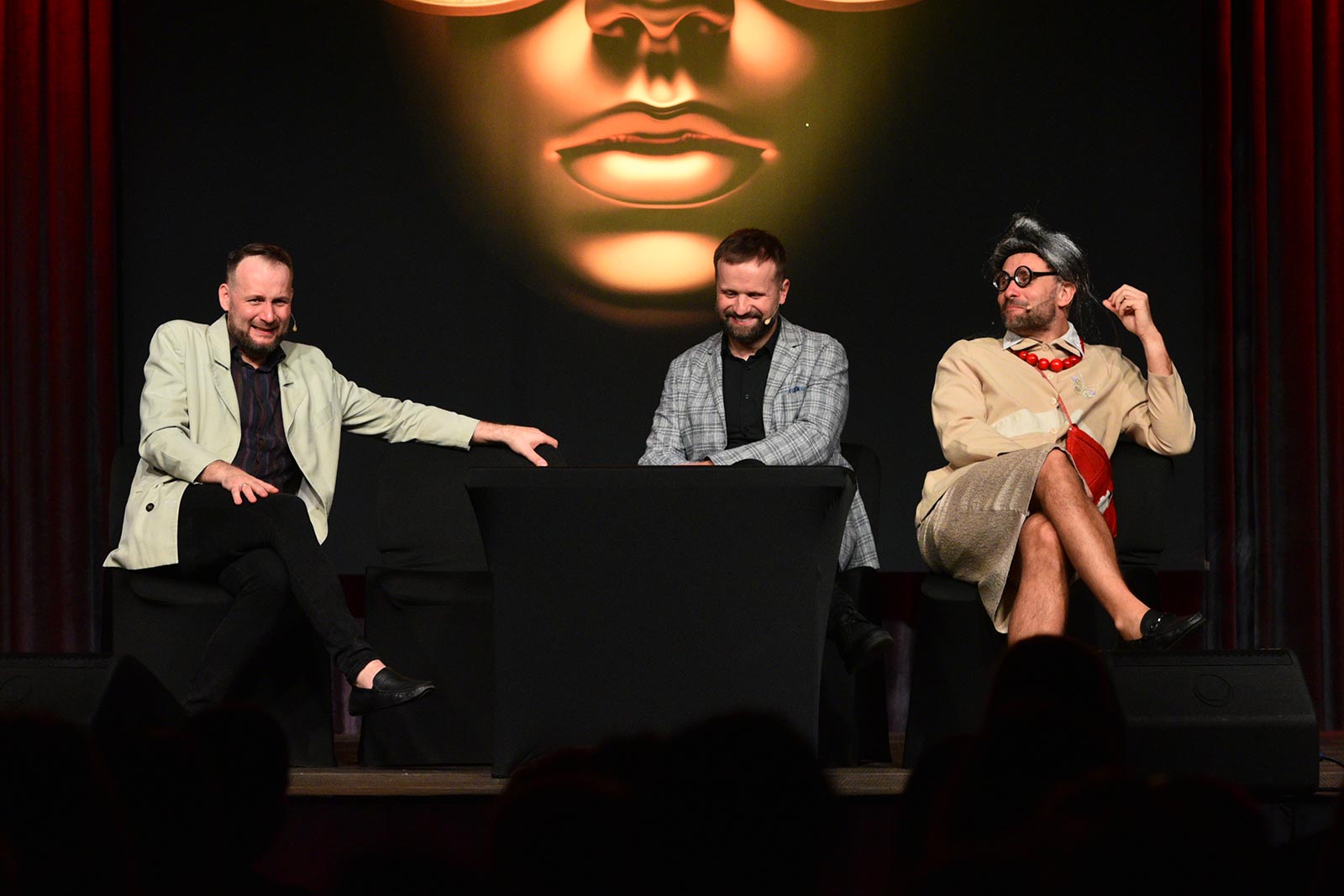 „Dwudziestka”, czyli Kabaret Skeczów wcale nie Męczących