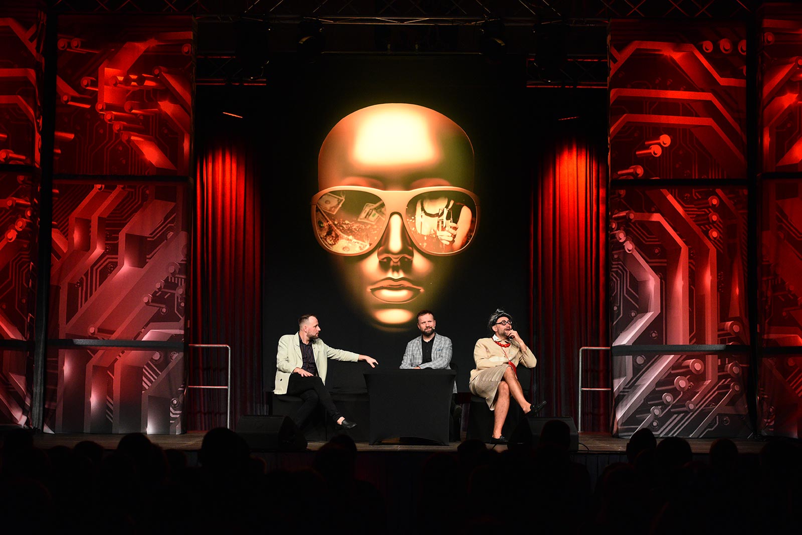 „Dwudziestka”, czyli Kabaret Skeczów wcale nie Męczących