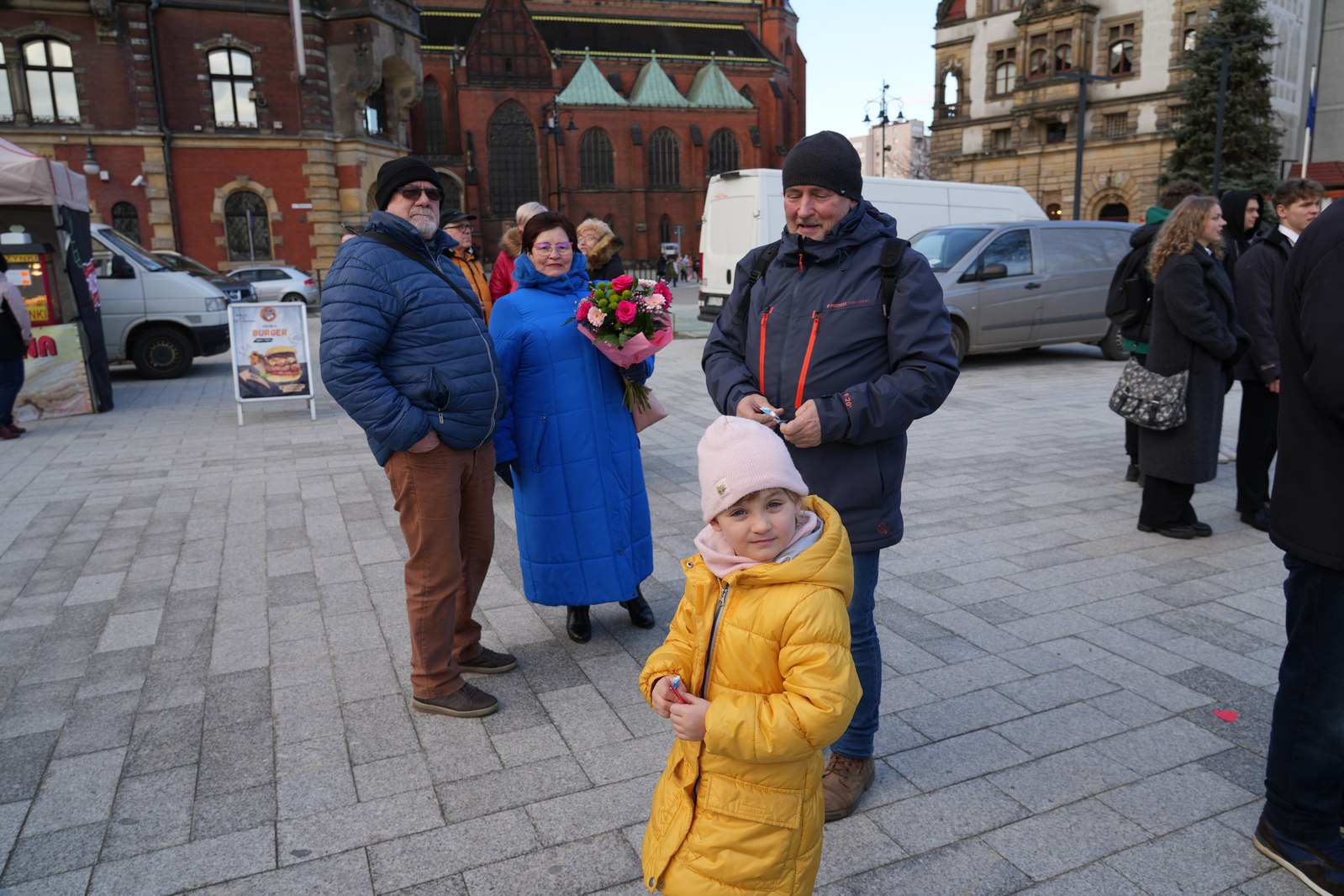 Zakochani w Legnicy 13 lutego przyszli na plac Słowiański
