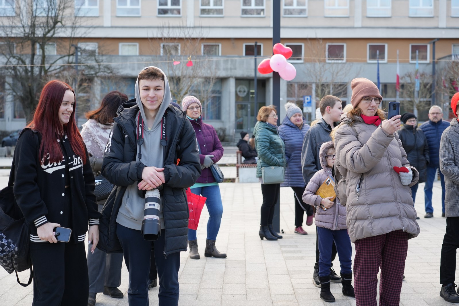 Zakochani w Legnicy 13 lutego przyszli na plac Słowiański

