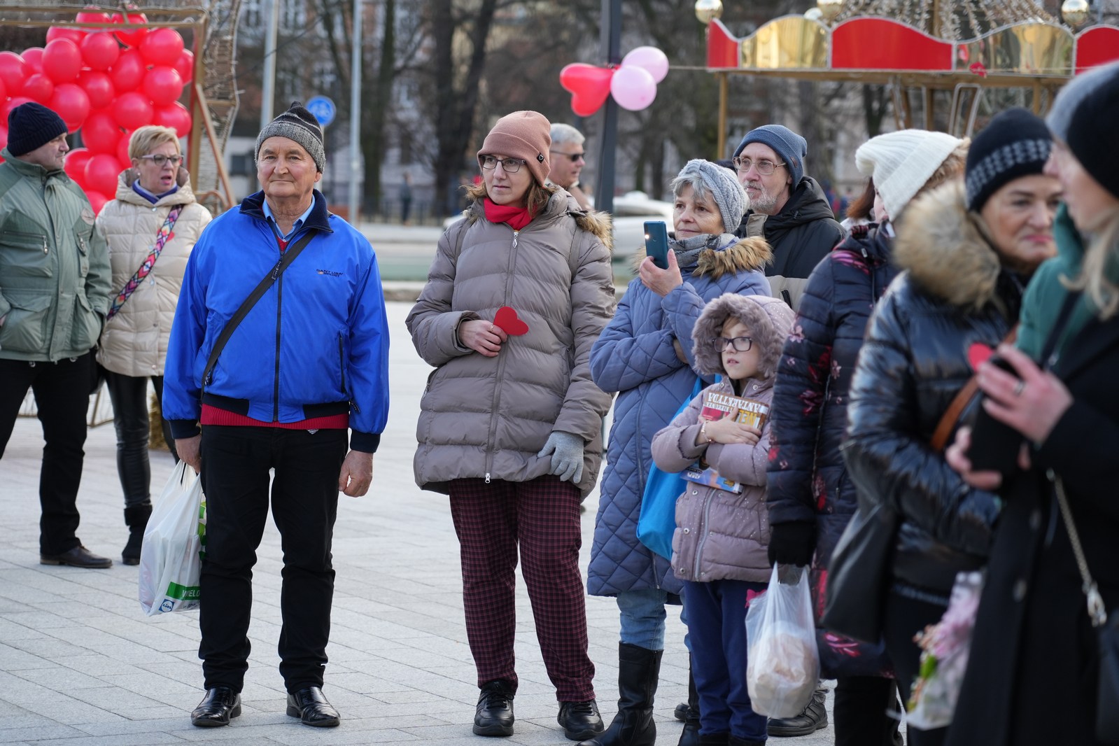Zakochani w Legnicy 13 lutego przyszli na plac Słowiański

