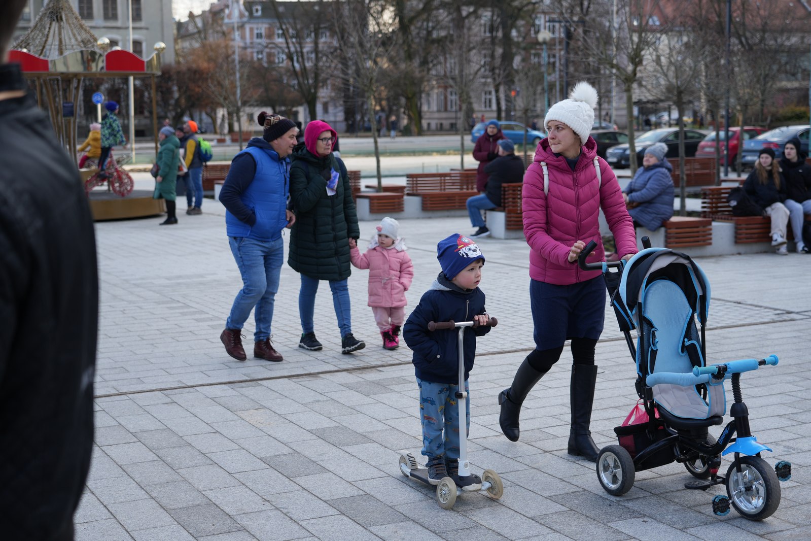 Zakochani w Legnicy 13 lutego przyszli na plac Słowiański
