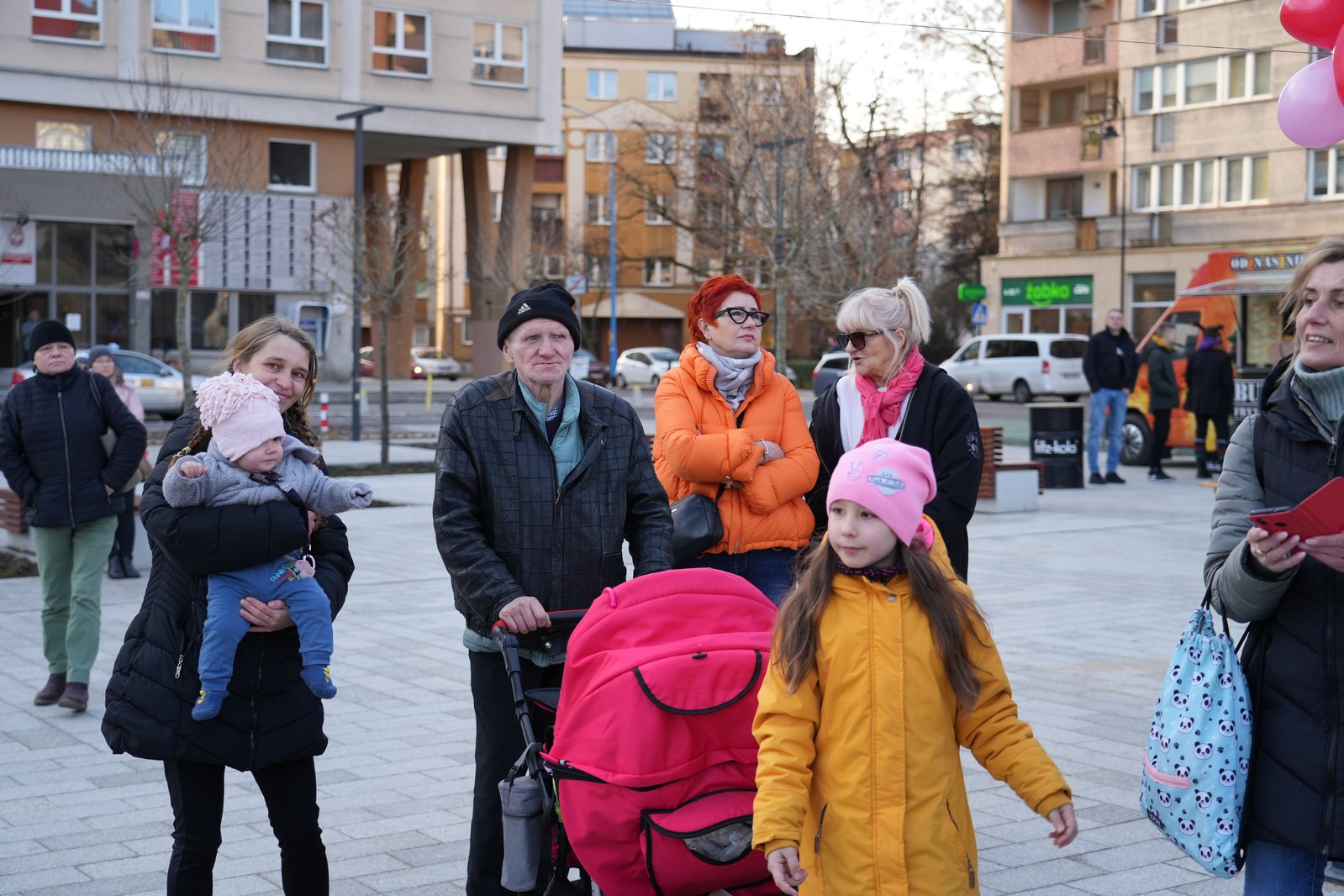 Zakochani w Legnicy 13 lutego przyszli na plac Słowiański
