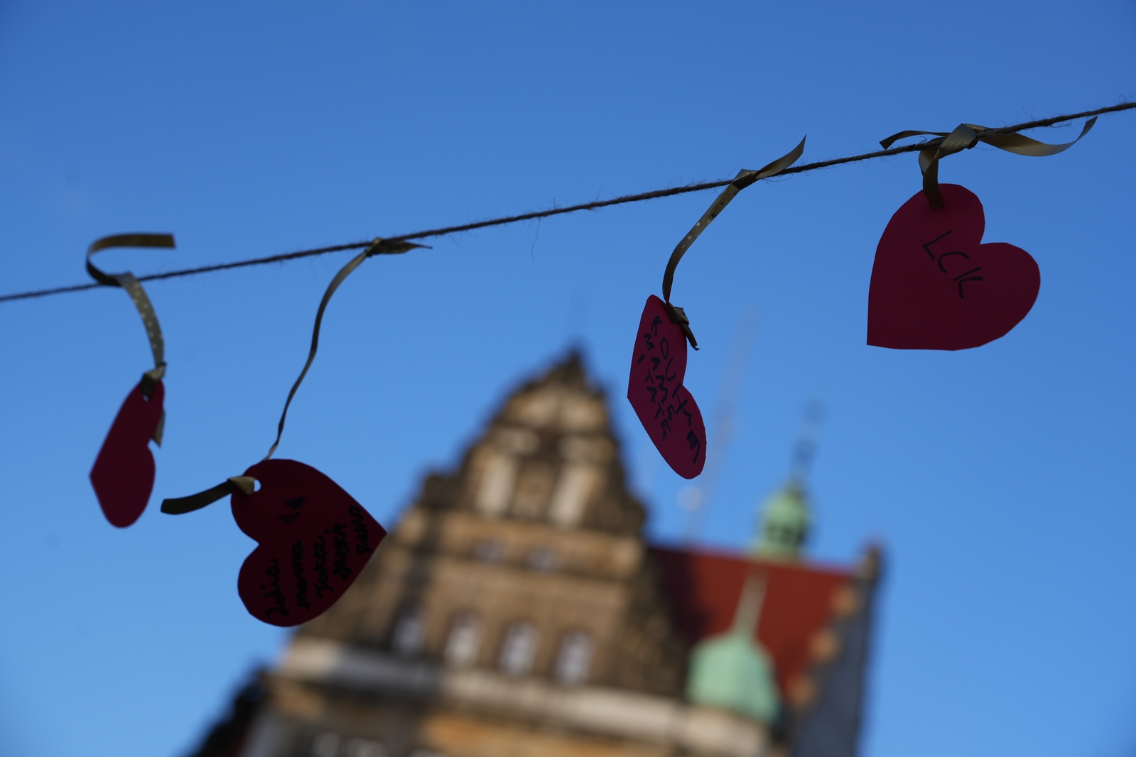 Zakochani w Legnicy 13 lutego przyszli na plac Słowiański

