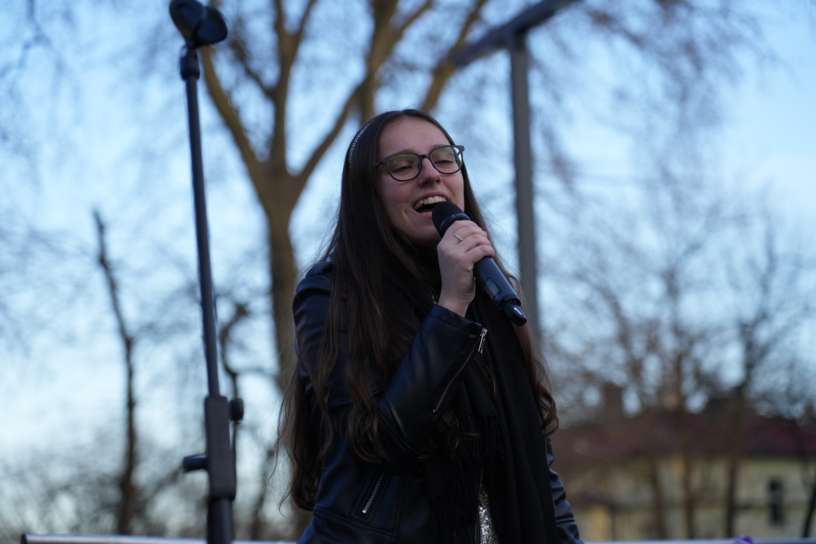 Zakochani w Legnicy 13 lutego przyszli na plac Słowiański
