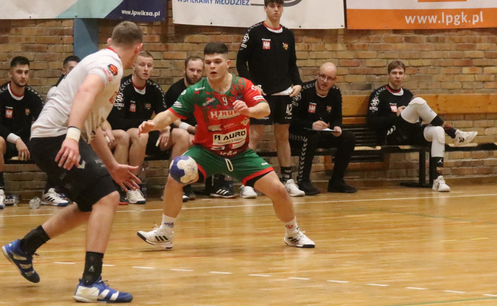 Po wyrównanym meczu Siódemka Legnica przegrywa z Piotrkowianinem