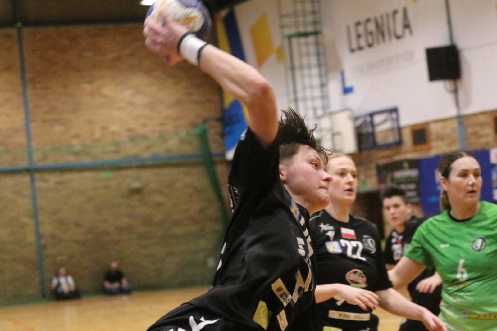 Szczypiornistki z Legnicy wygrywają kolejny ligowy mecz