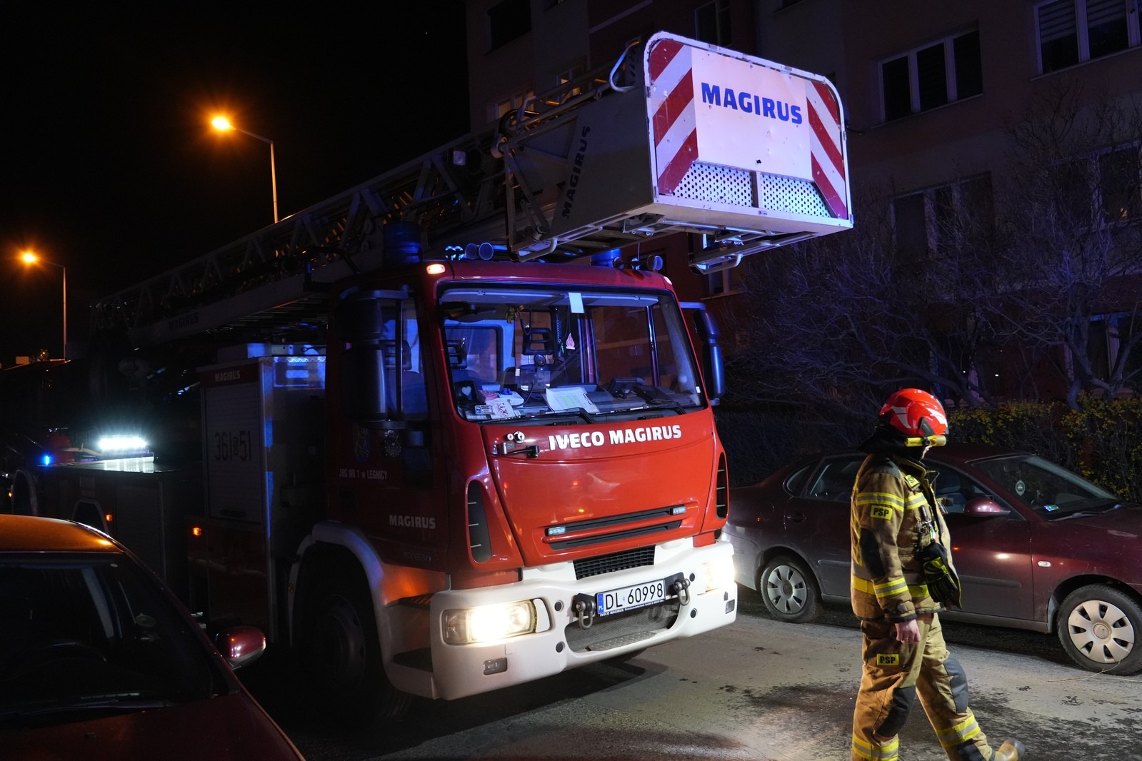 Pożar przy Pancernej. Dwie osoby zostały ewakuowane z mieszkania