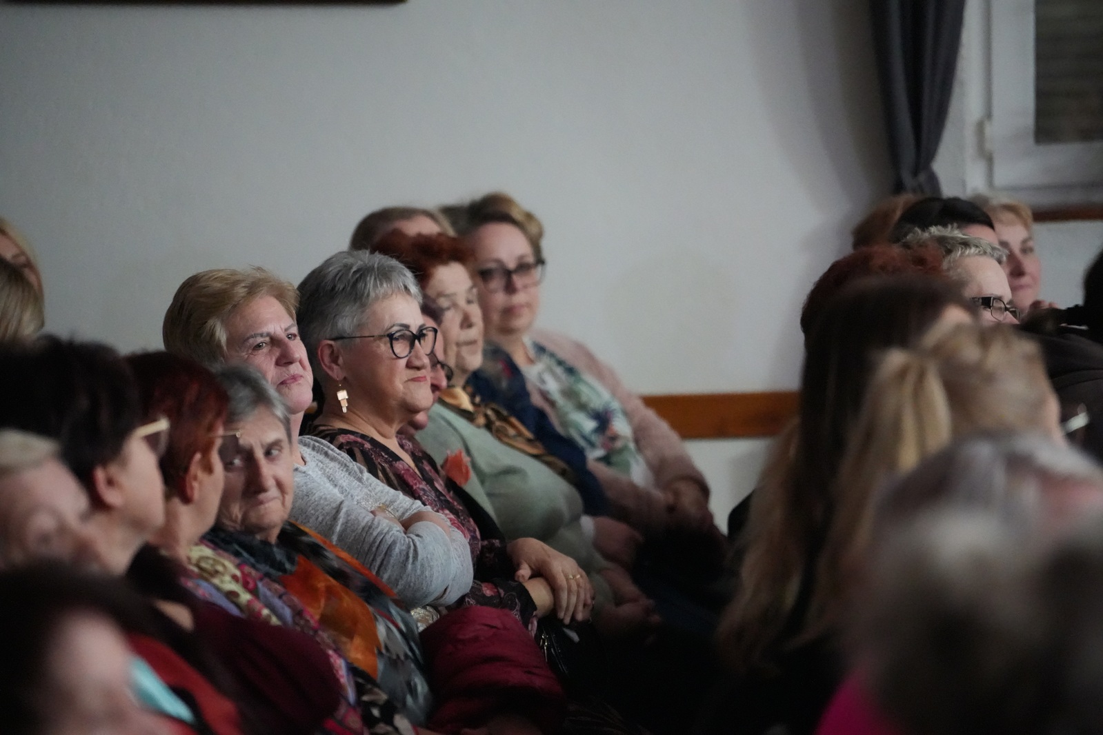 Szalony i „brokatowy”  Dzień Kobiet w Prochowicach