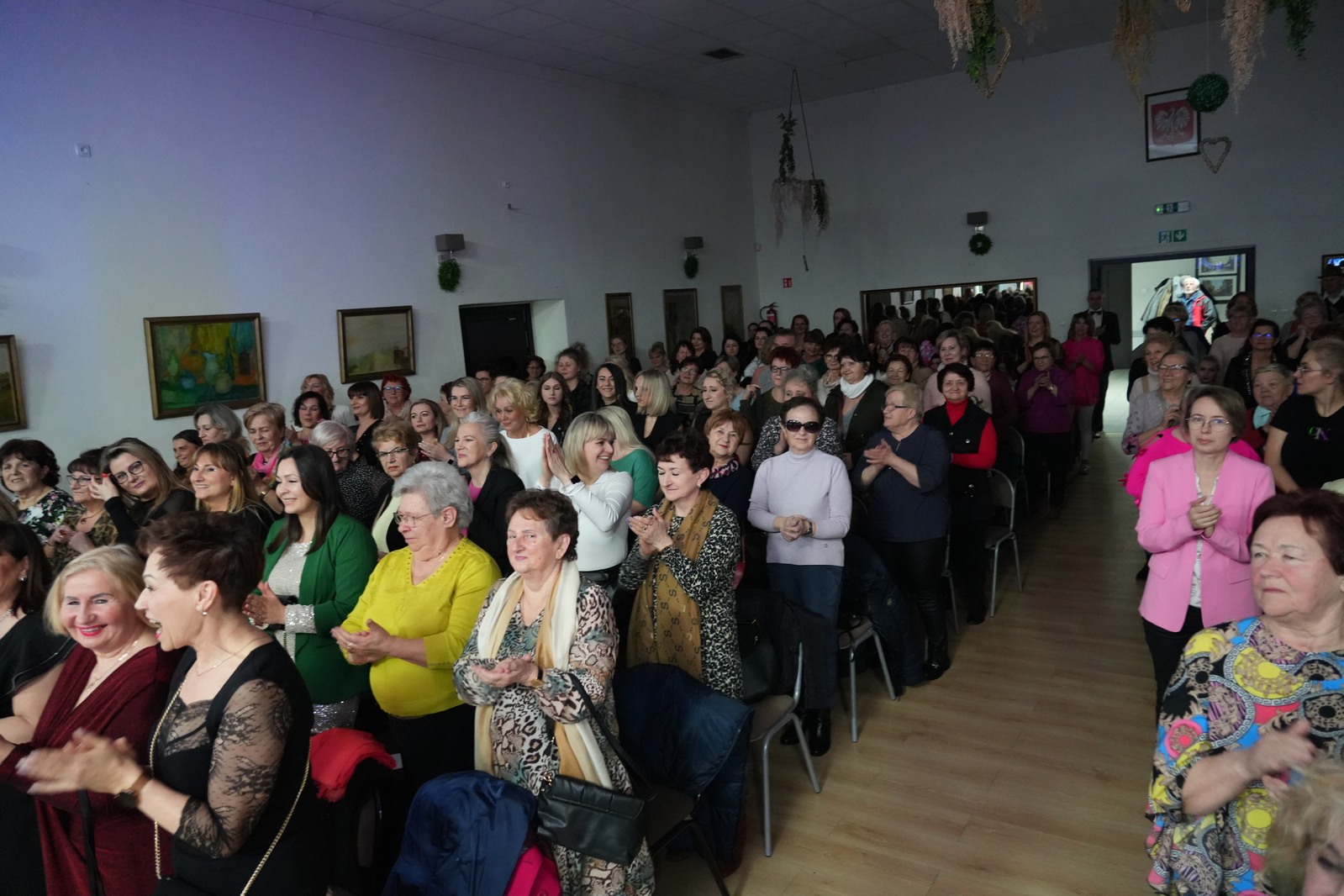 Szalony i „brokatowy”  Dzień Kobiet w Prochowicach