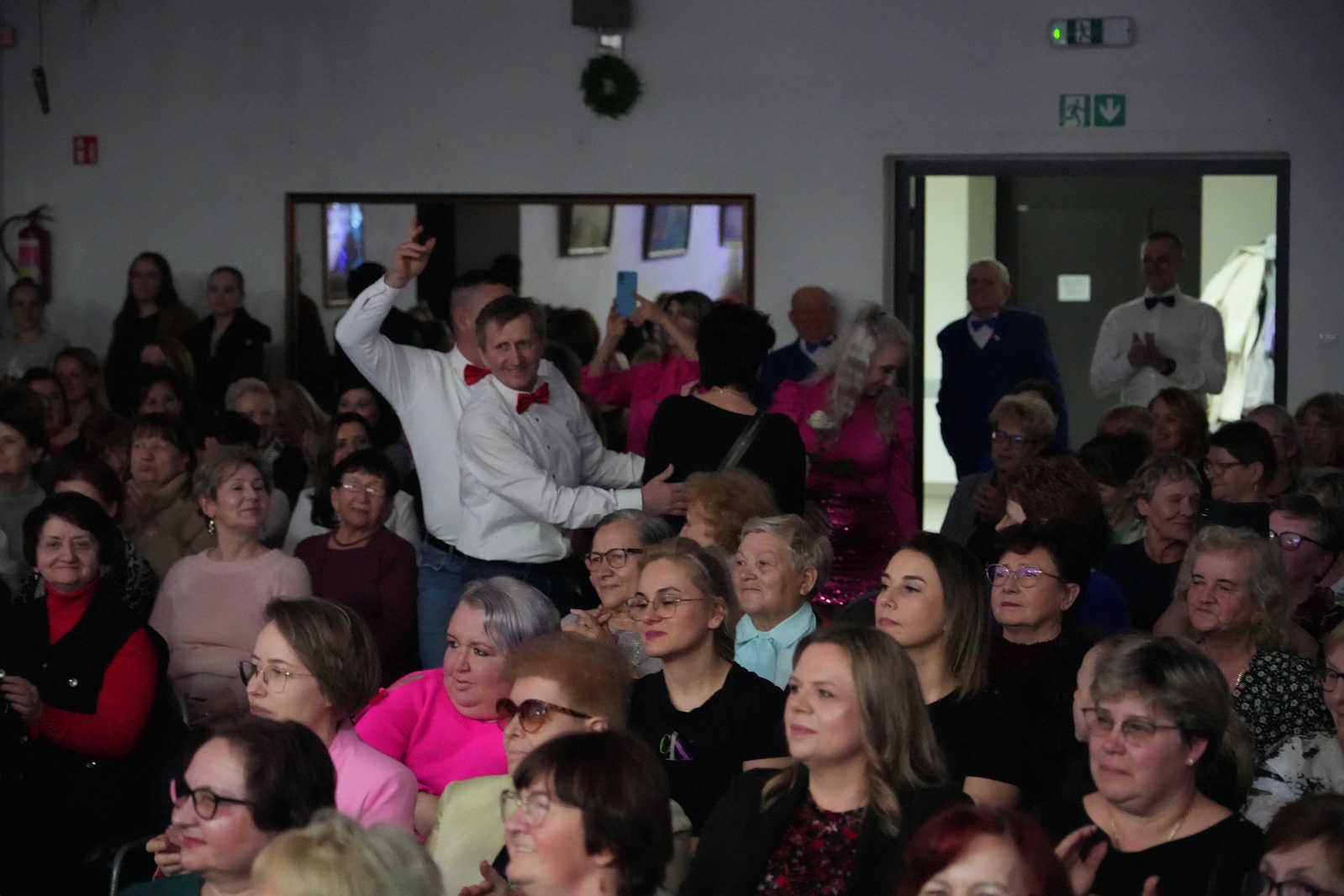 Szalony i „brokatowy”  Dzień Kobiet w Prochowicach