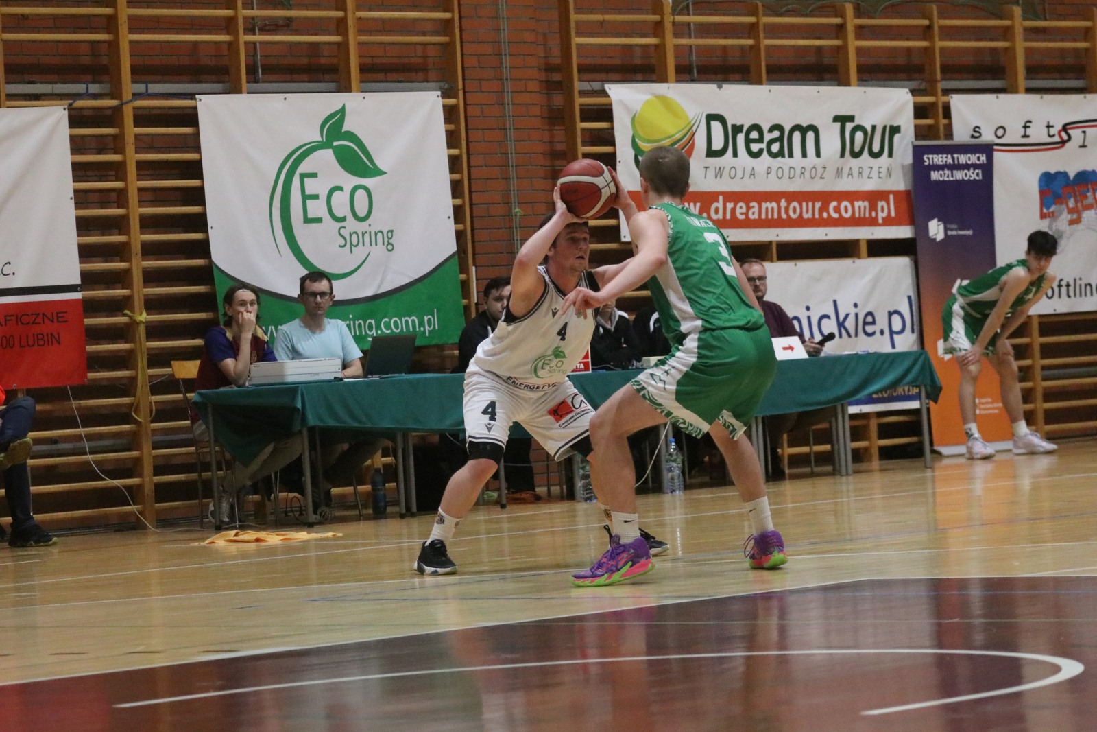 Czternaste zwycięstwo koszykarzy z KS Basket Legnica