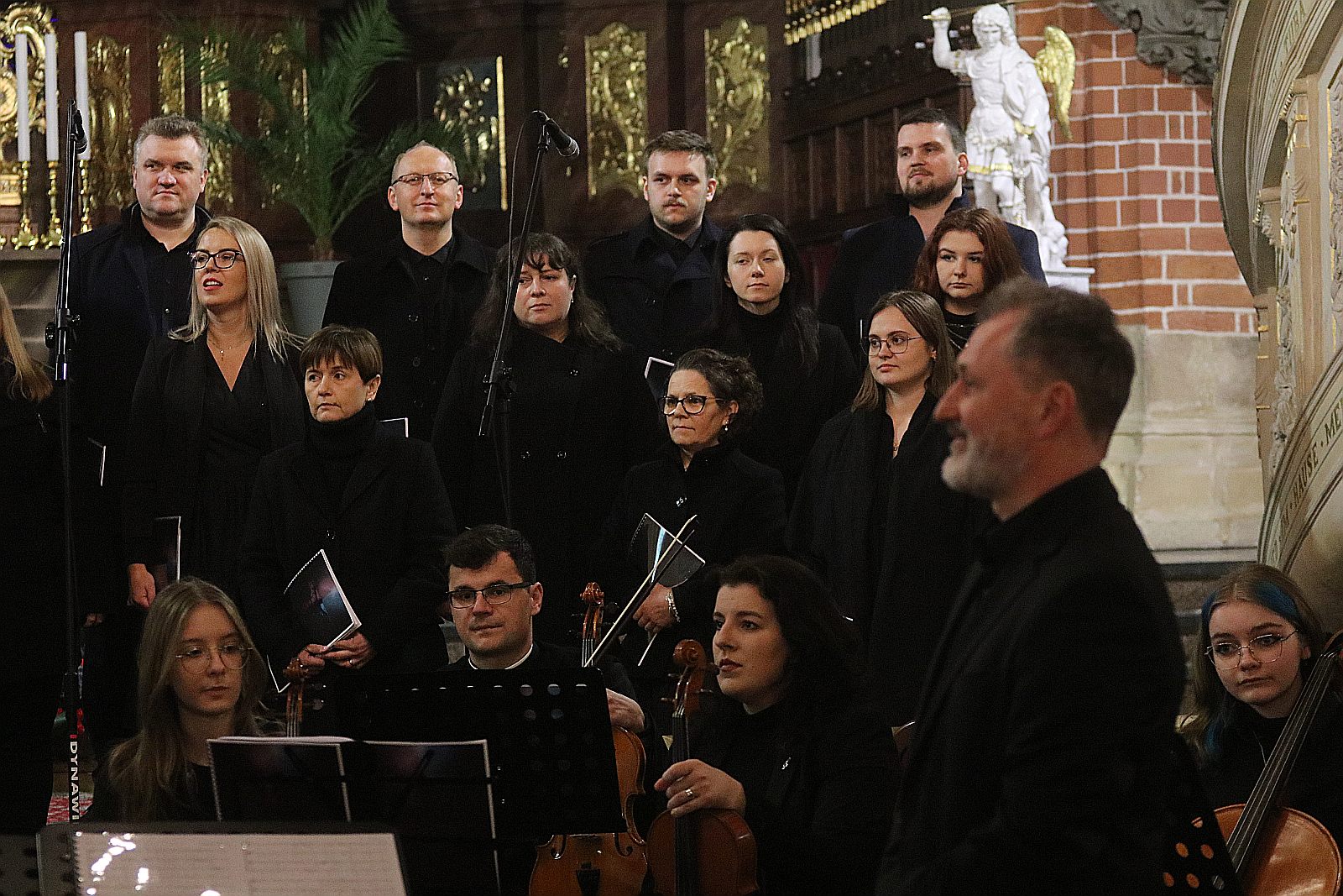 Tłumy legniczan na koncercie w katedrze