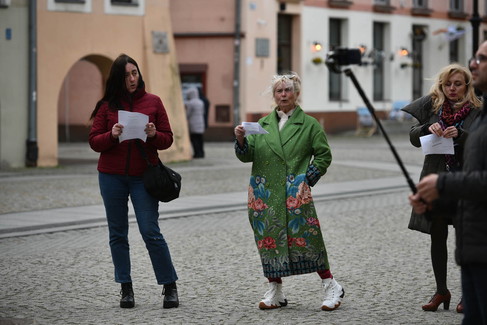 Zaśpiewali hymn Unii Europejskiej w centrum miasta