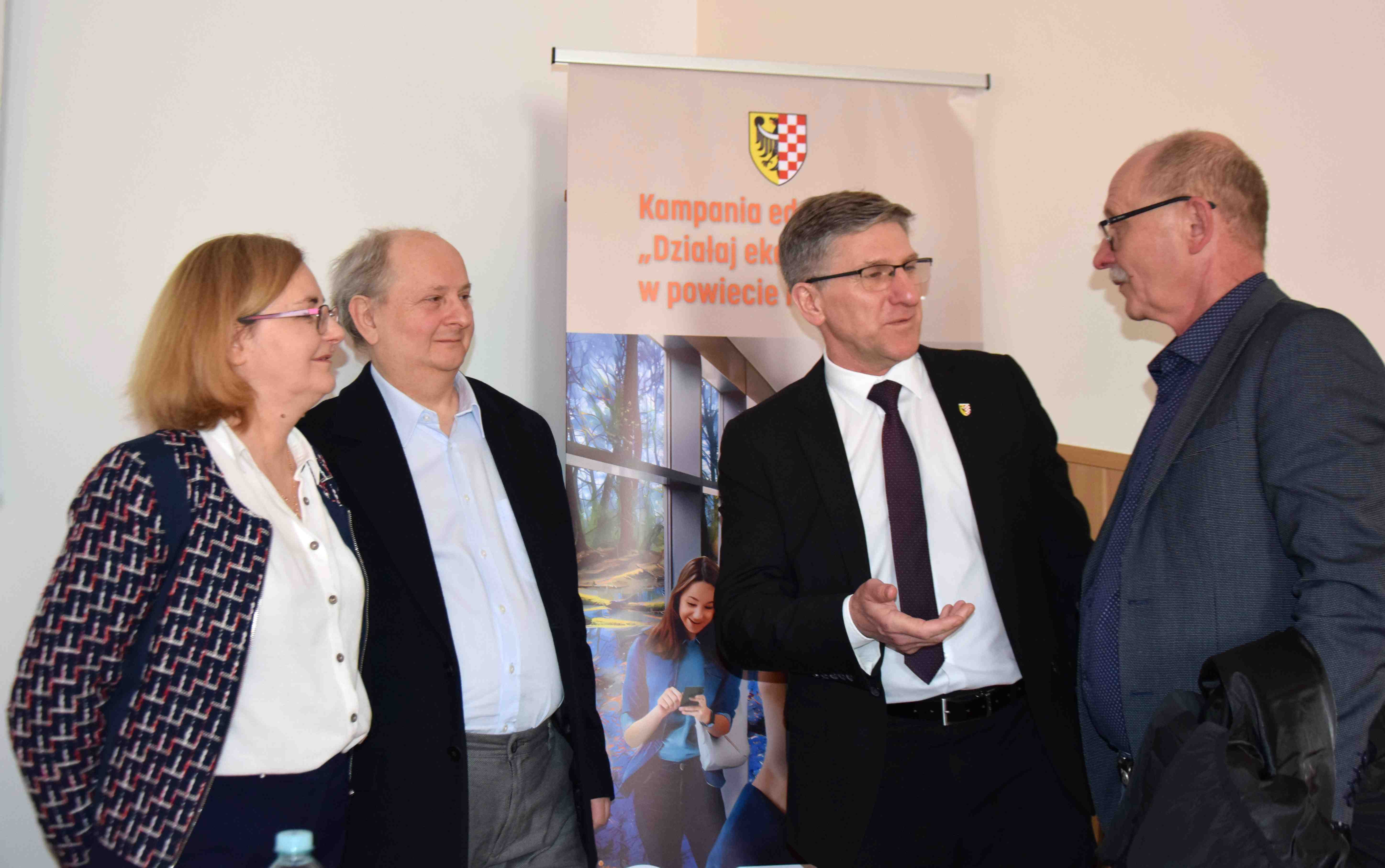 Omawiali aspekty działania programu edukacji ekologicznej