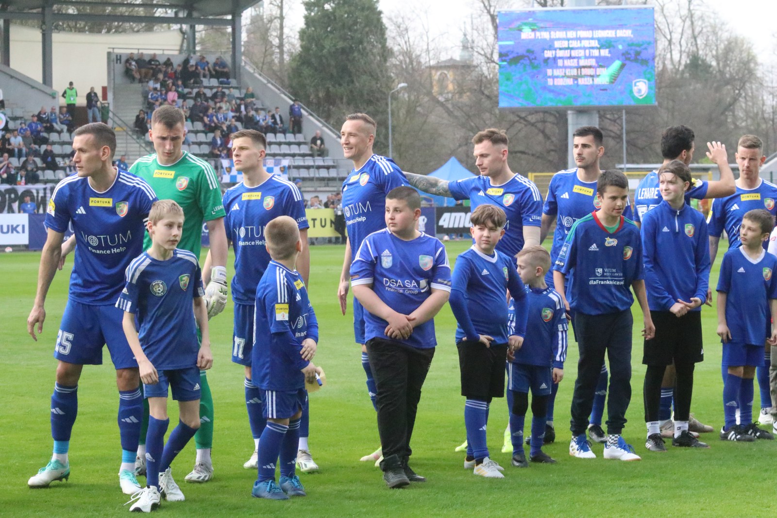 Miedź Legnica przegrywa z liderem w Wielką Sobotę