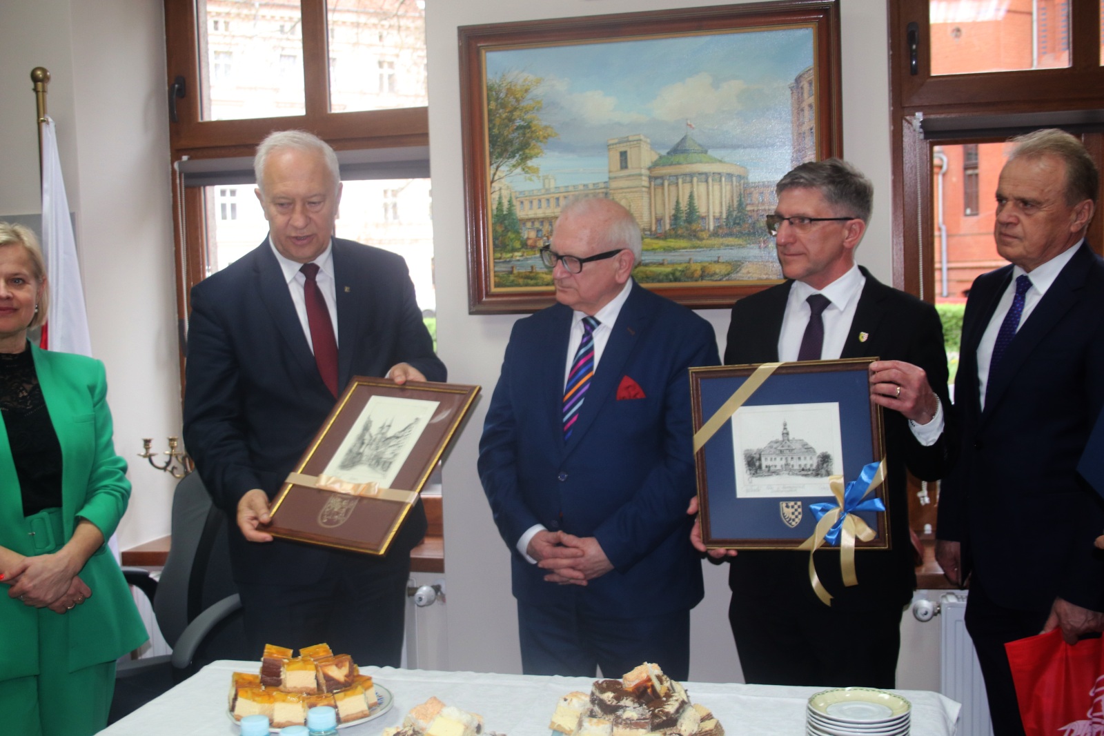 Poseł Tadeusz Samborski otworzył biuro poselskie w Legnicy