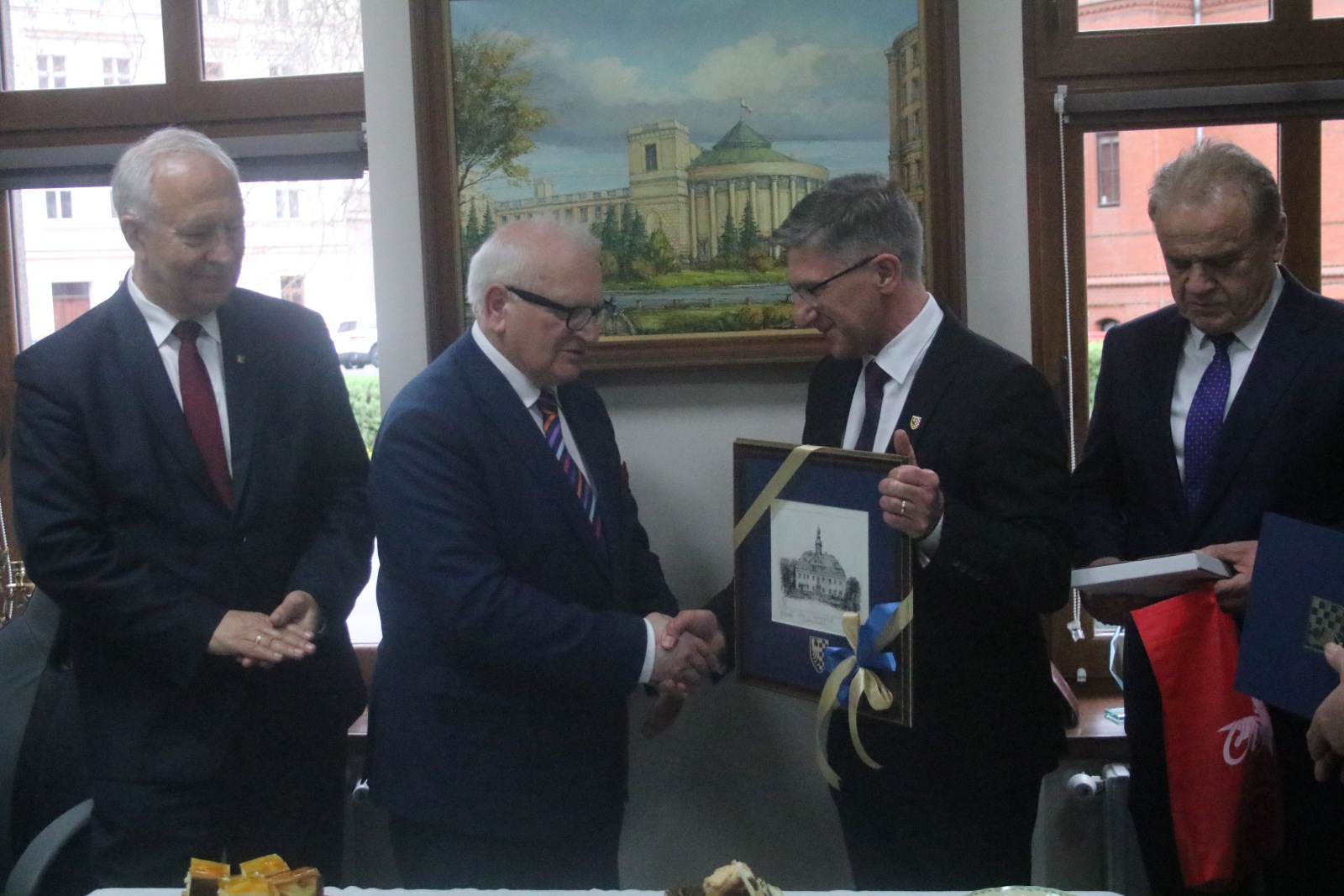Poseł Tadeusz Samborski otworzył biuro poselskie w Legnicy