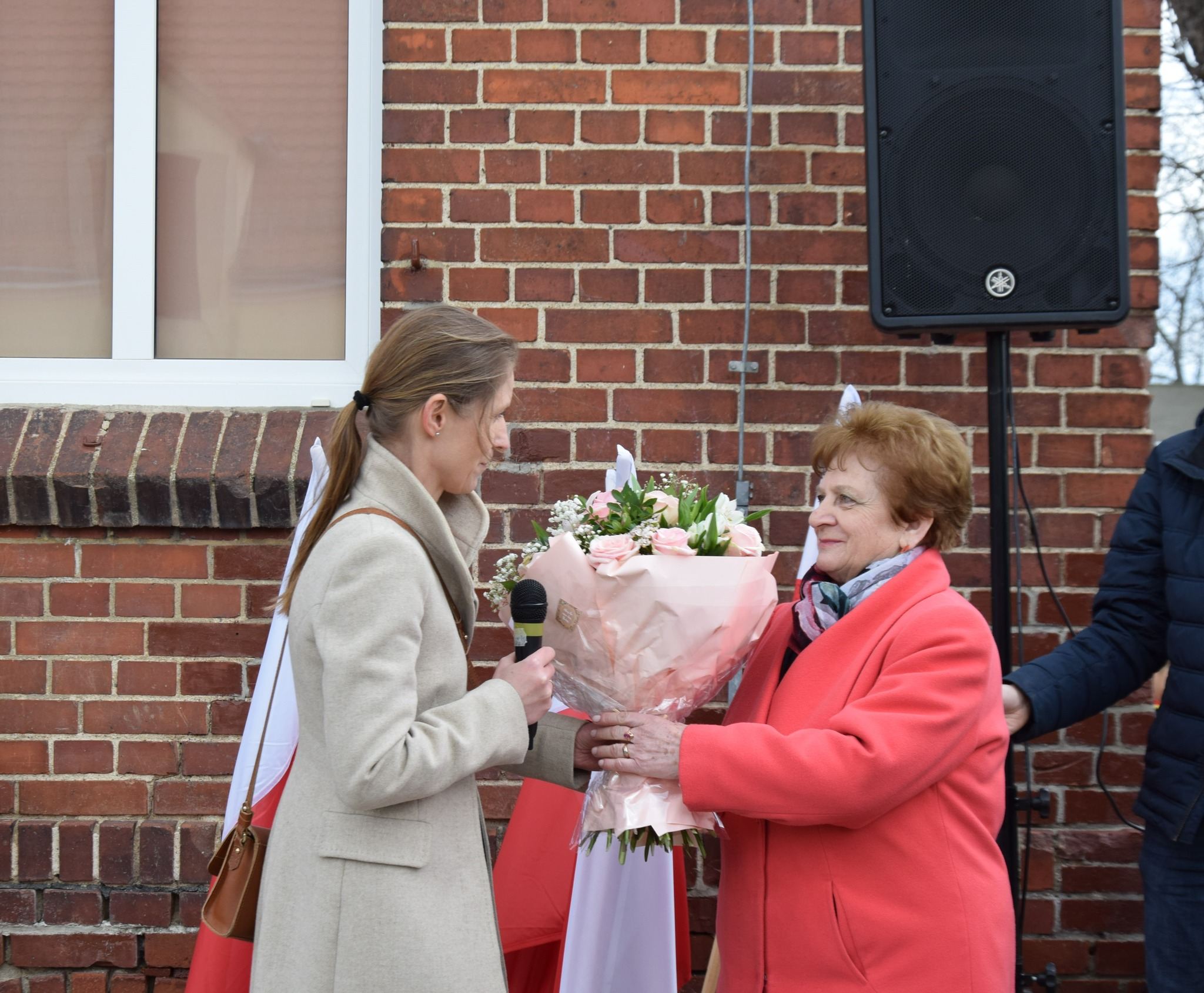 Odsłonięcie tablicy pamiątkowej w Mikołajowicach